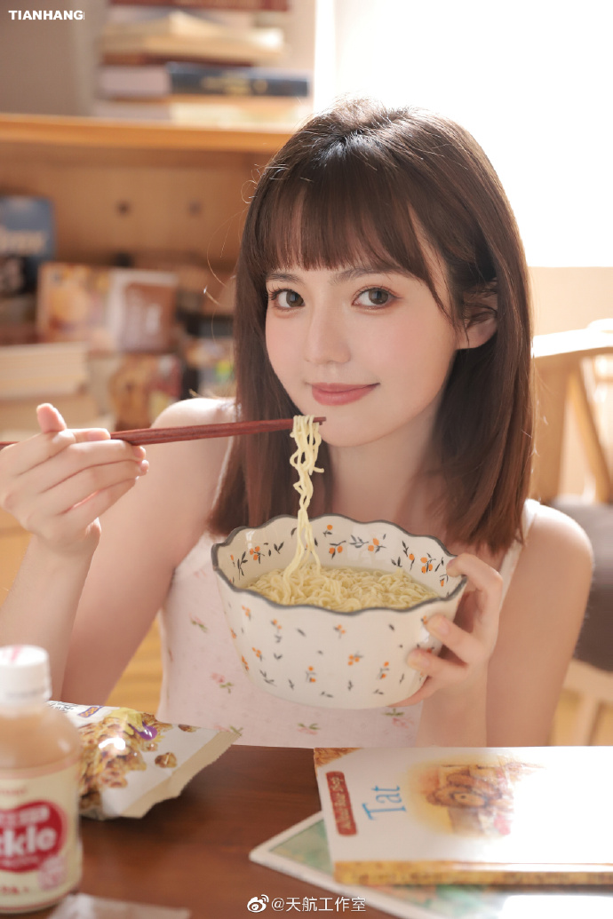 我和我的家乡 封面